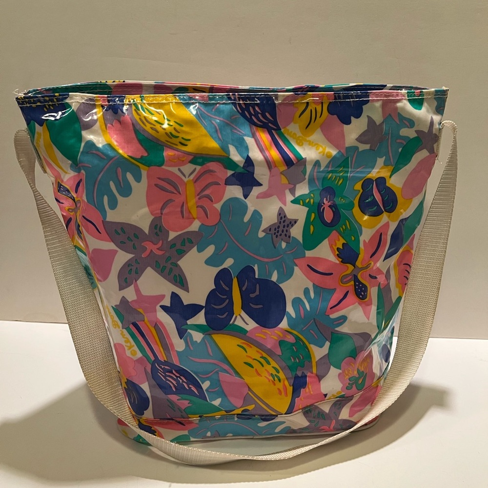 VINTAGE WOMEN’S KEN DONE BUCKET/ SHOULDER BAG.